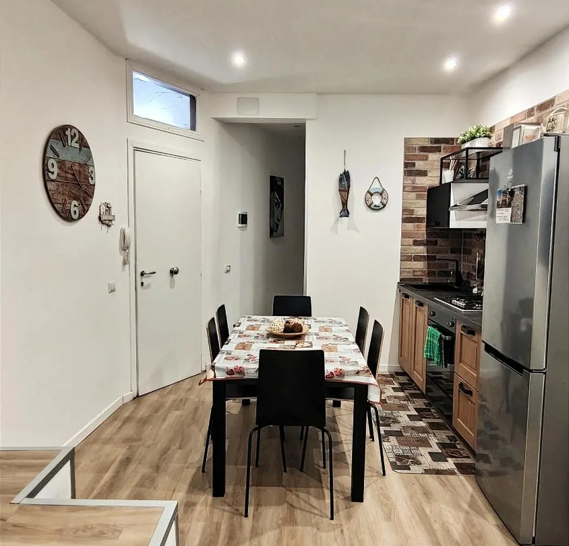 Apartment Antoinette Maison Cefalu Italy