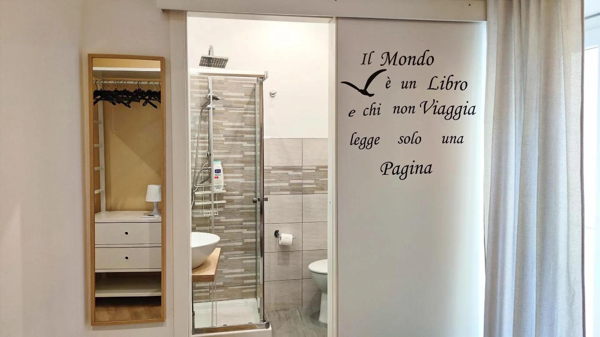 Antoinette Maison Cefalu Italy